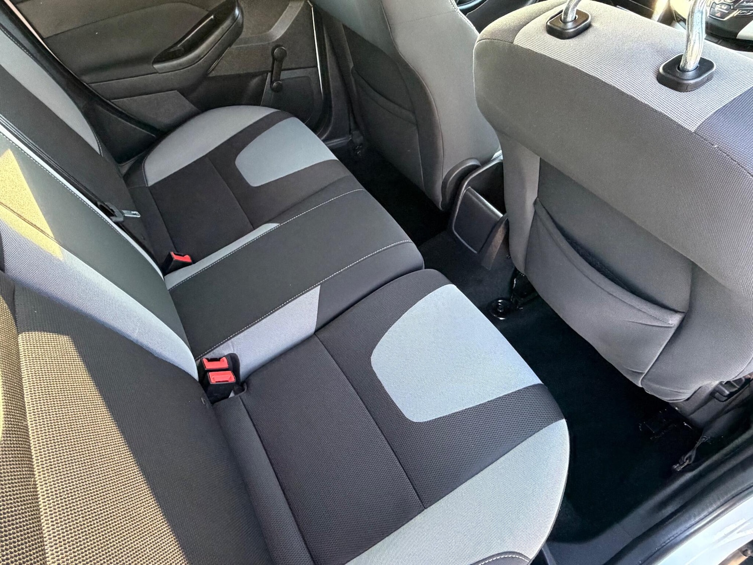 Used Ford Focus 2012 for sale - 76689641: Photo 36