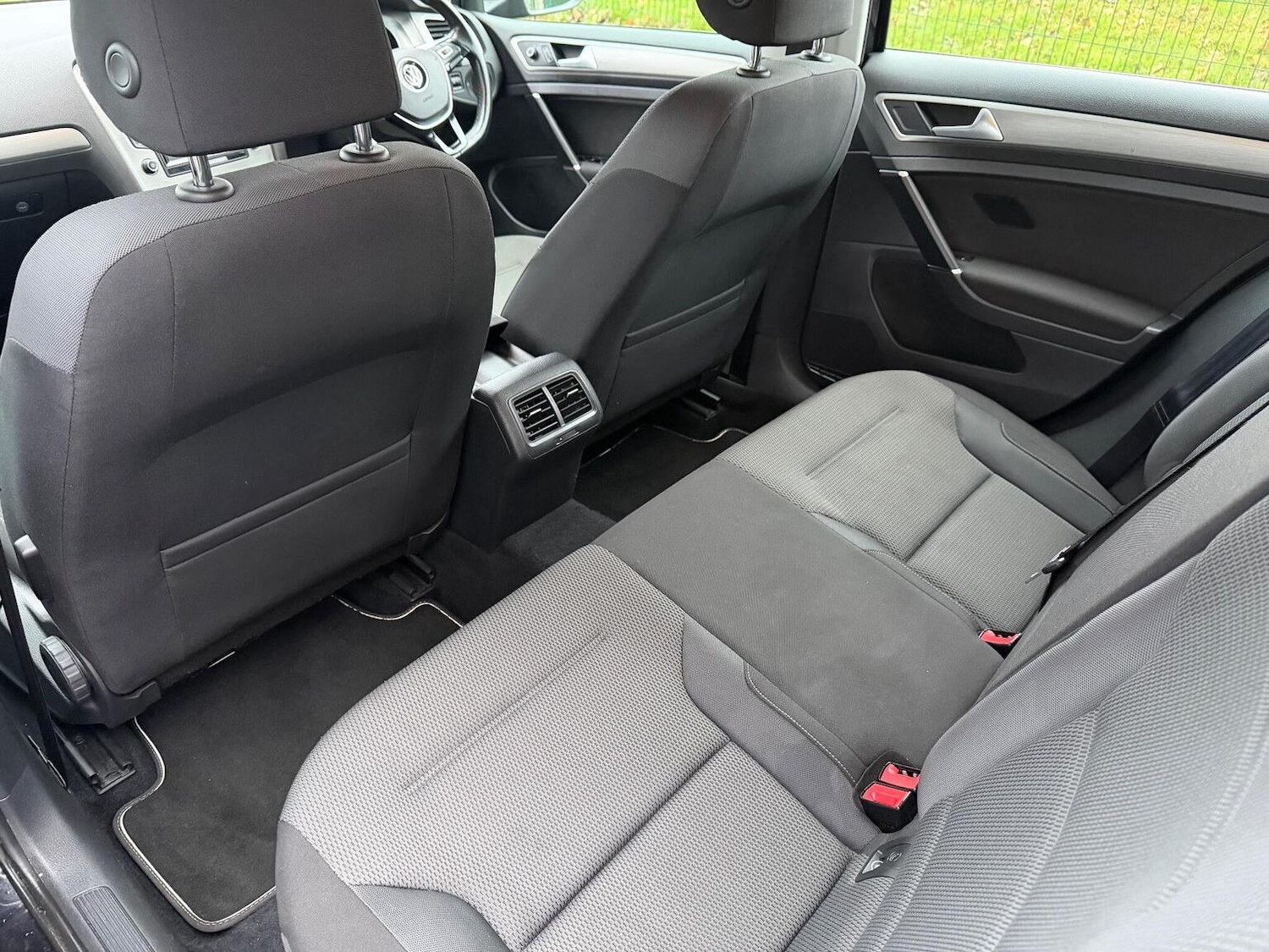 Used Volkswagen Golf 2014 for sale - 77011752: Photo 22