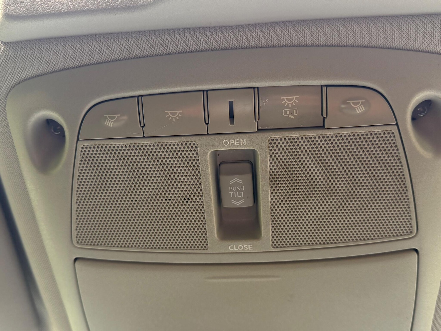 Used Nissan X-Trail 2016 for sale - 76952521: Photo 30