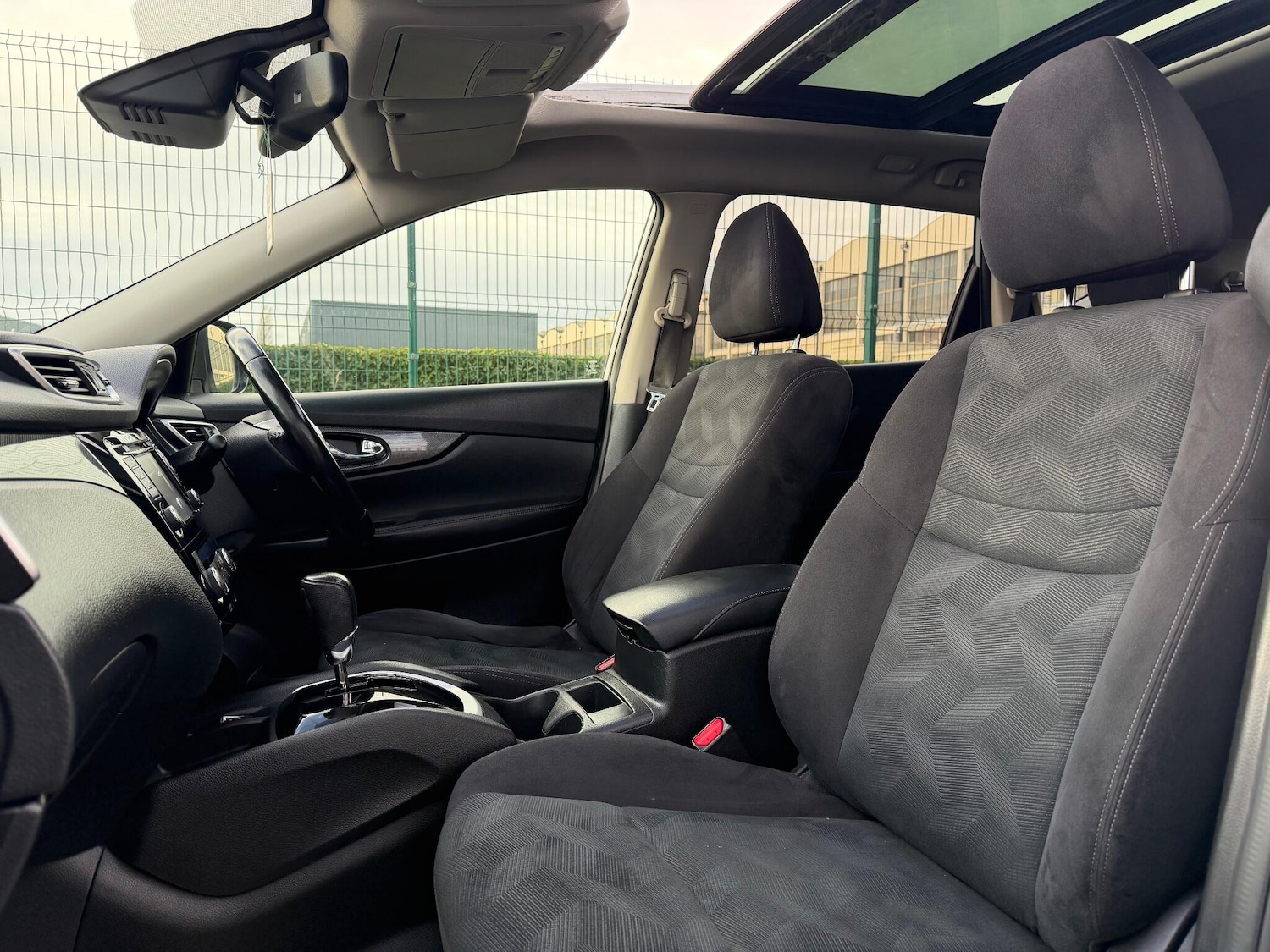 Used Nissan X-Trail 2016 for sale - 76952521: Photo 47