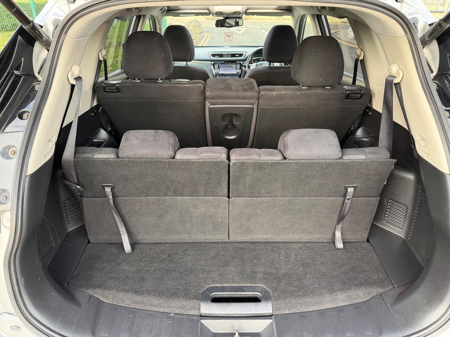 Used Nissan X-Trail 2016 for sale - 76952521: Photo 50