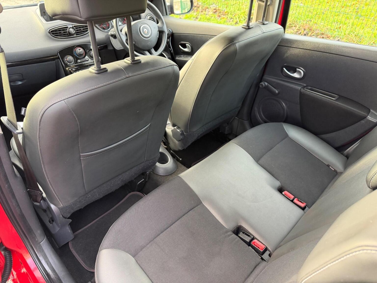 Used Renault Clio 2012 for sale - 77225223: Photo 15