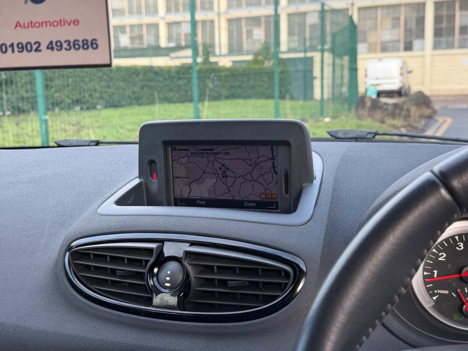 Used Renault Clio 2012 for sale - 77225223: Photo 16