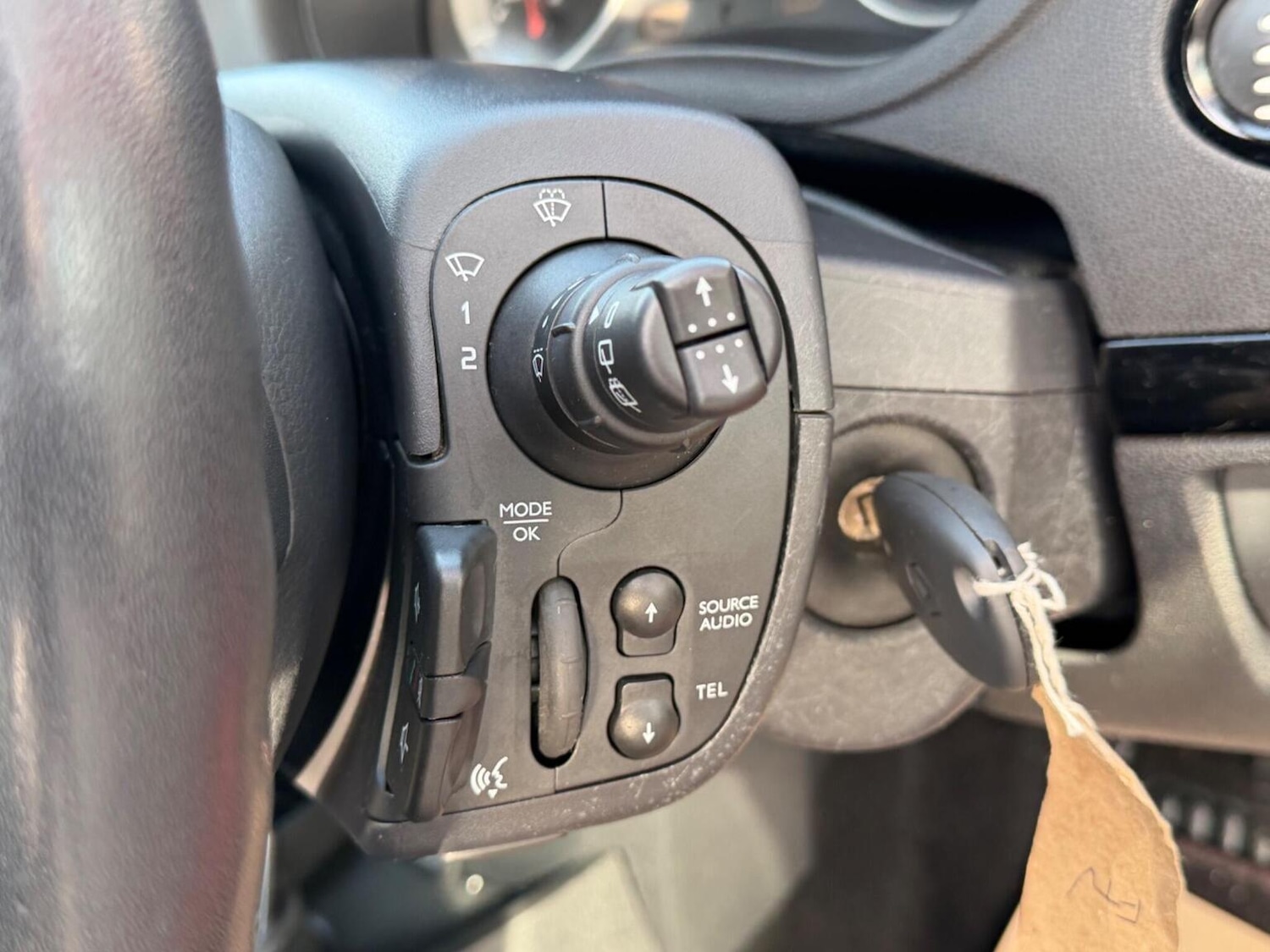 Used Renault Clio 2012 for sale - 77225223: Photo 23