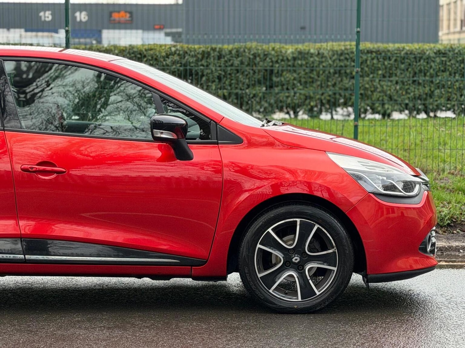 Used Renault Clio 2014 for sale - 77548247: Photo 15