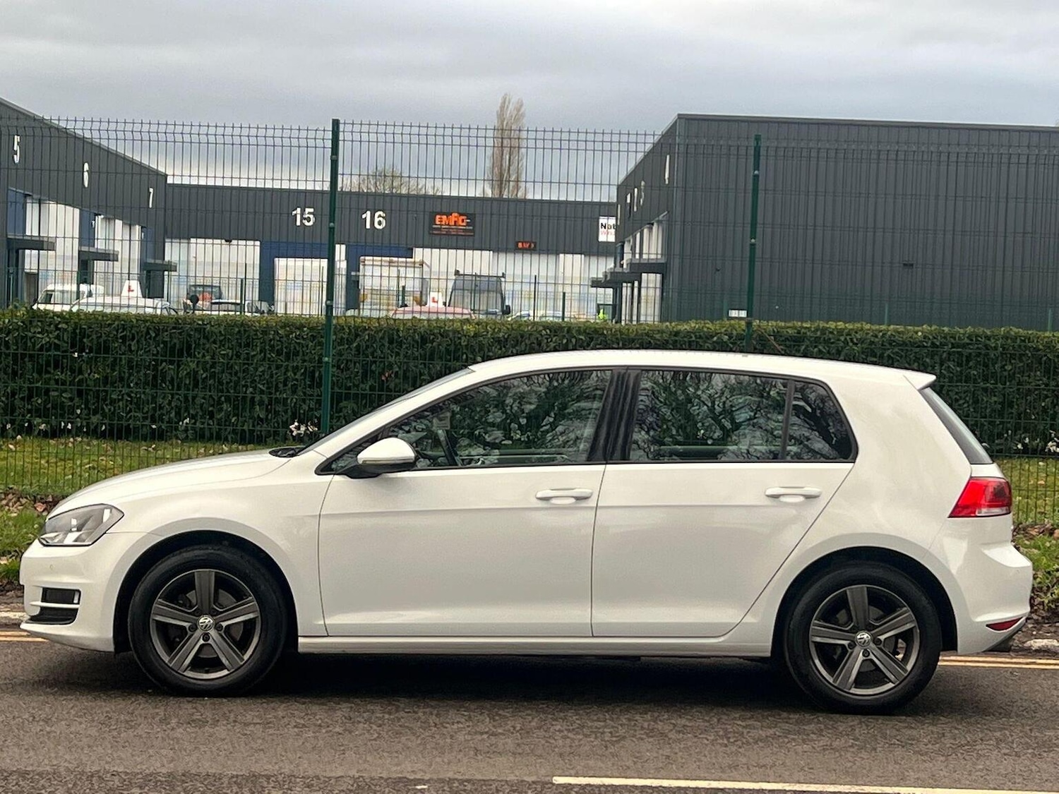 Used Volkswagen Golf 2015 for sale - 77264499: Photo 11