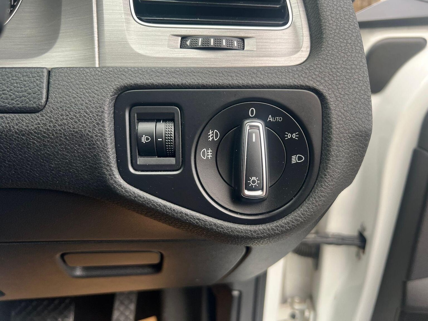 Used Volkswagen Golf 2015 for sale - 77264499: Photo 29