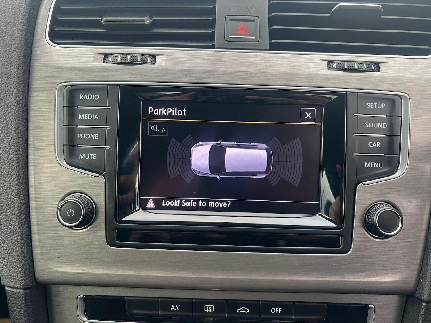 Used Volkswagen Golf 2015 for sale - 77264499: Photo 30