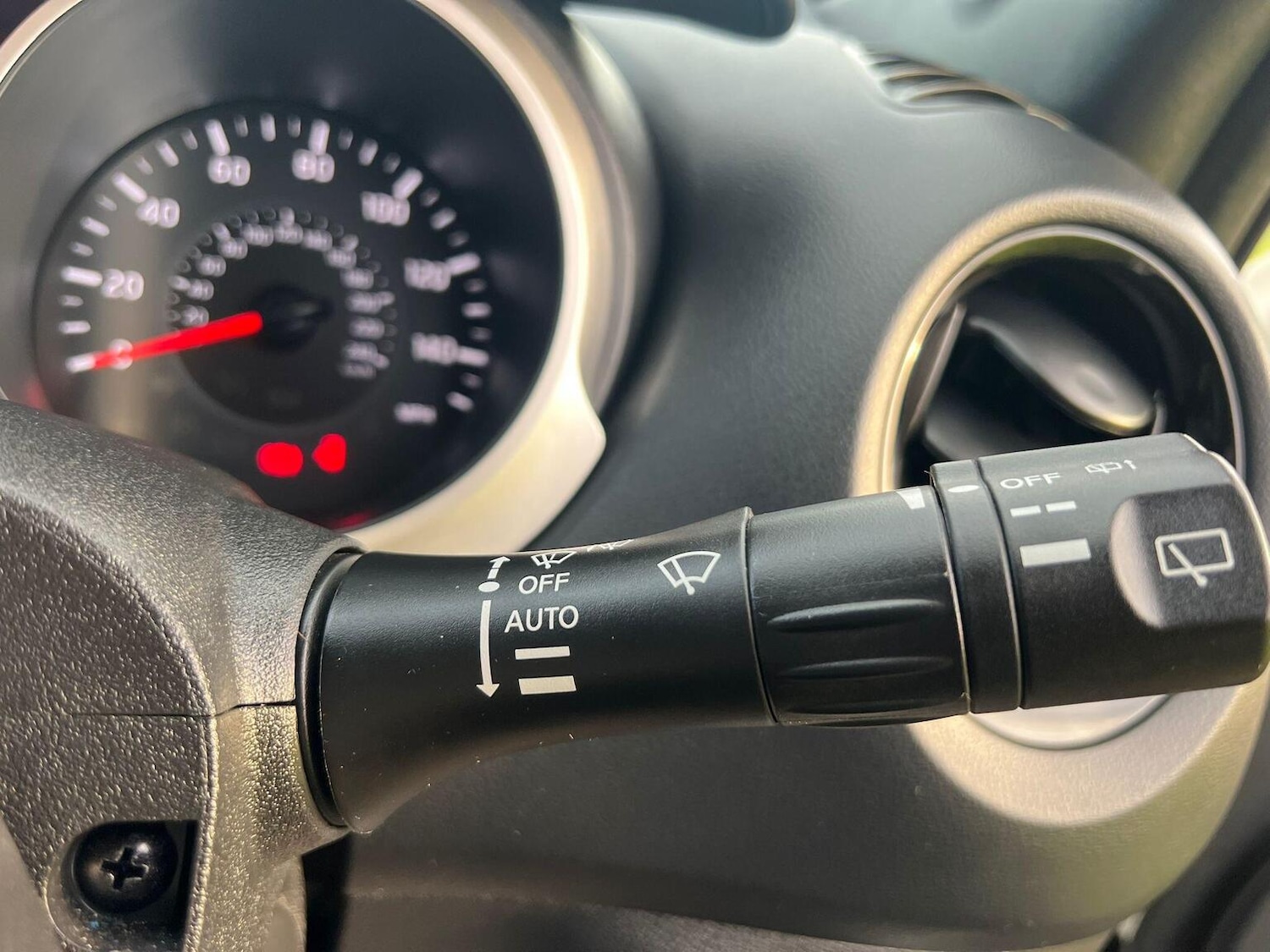 Used Nissan Juke 2017 for sale - 77003403: Photo 24