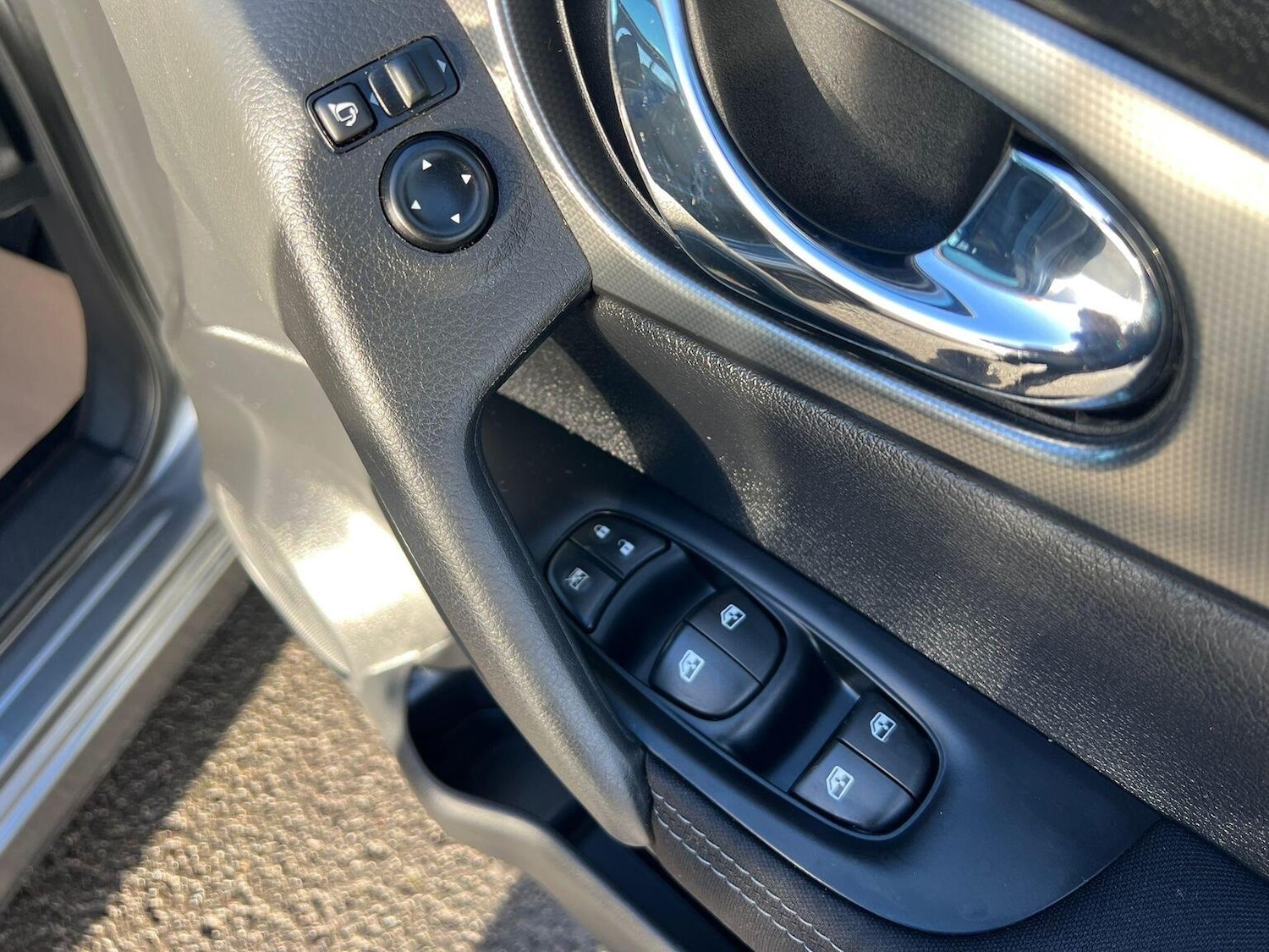 Used Nissan Qashqai 2017 for sale - 77011796: Photo 29