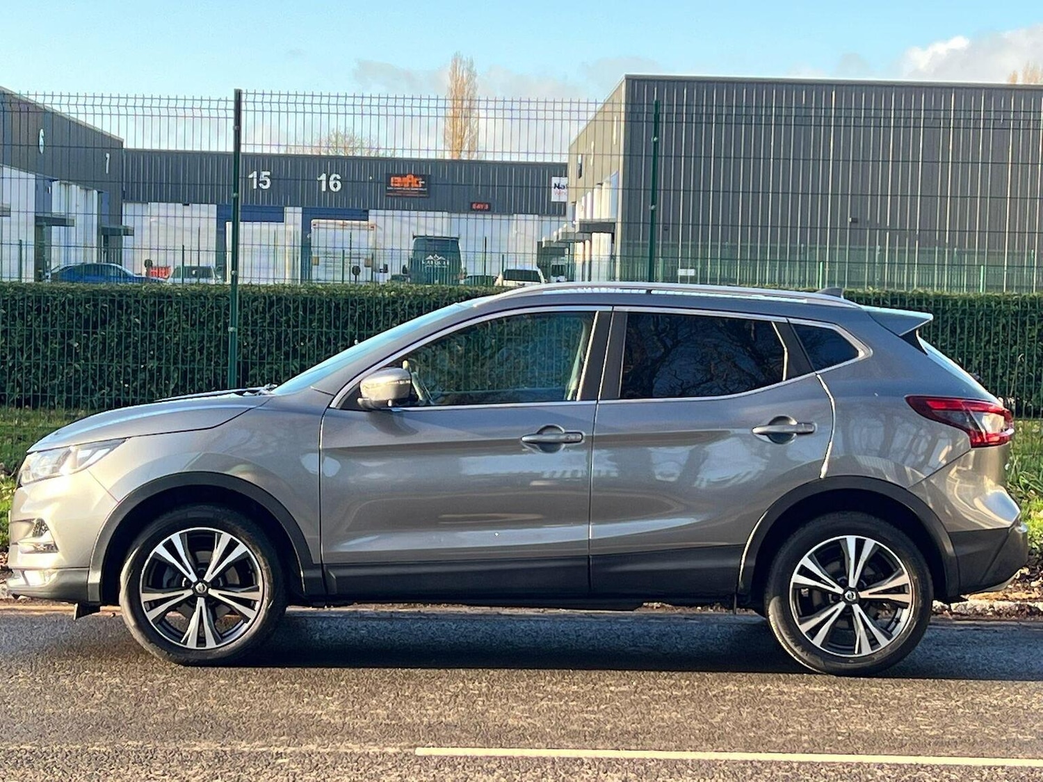 Used Nissan Qashqai 2017 for sale - 77011796: Photo 9