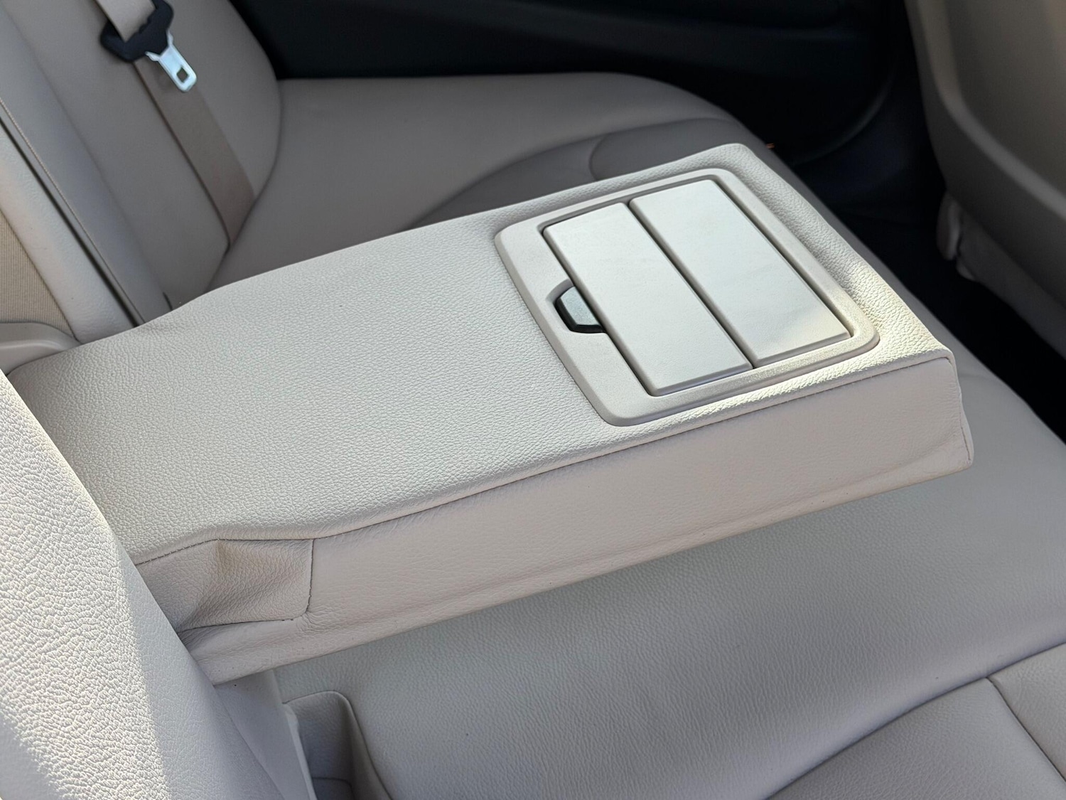 Used BMW 3 Series 2015 for sale - 76715537: Photo 38