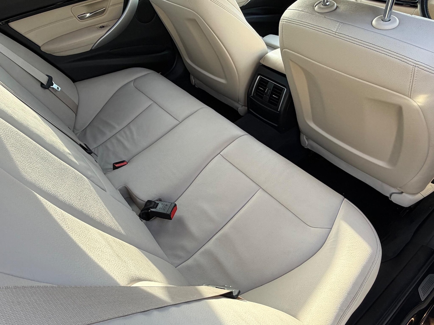 Used BMW 3 Series 2015 for sale - 76715537: Photo 41