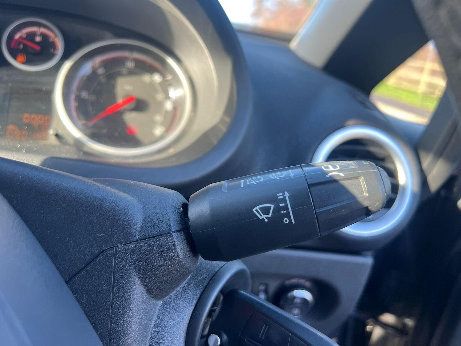 Used Vauxhall Corsa 2014 for sale - 77011781: Photo 27