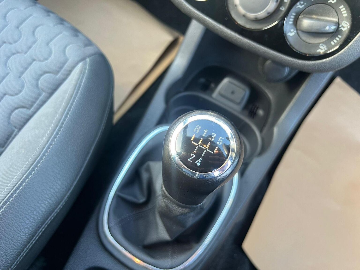 Used Vauxhall Corsa 2014 for sale - 77011781: Photo 30