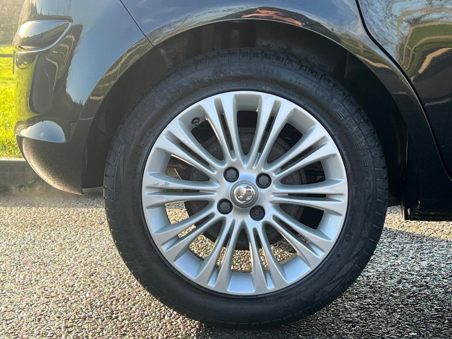 Used Vauxhall Corsa 2014 for sale - 77011781: Photo 38