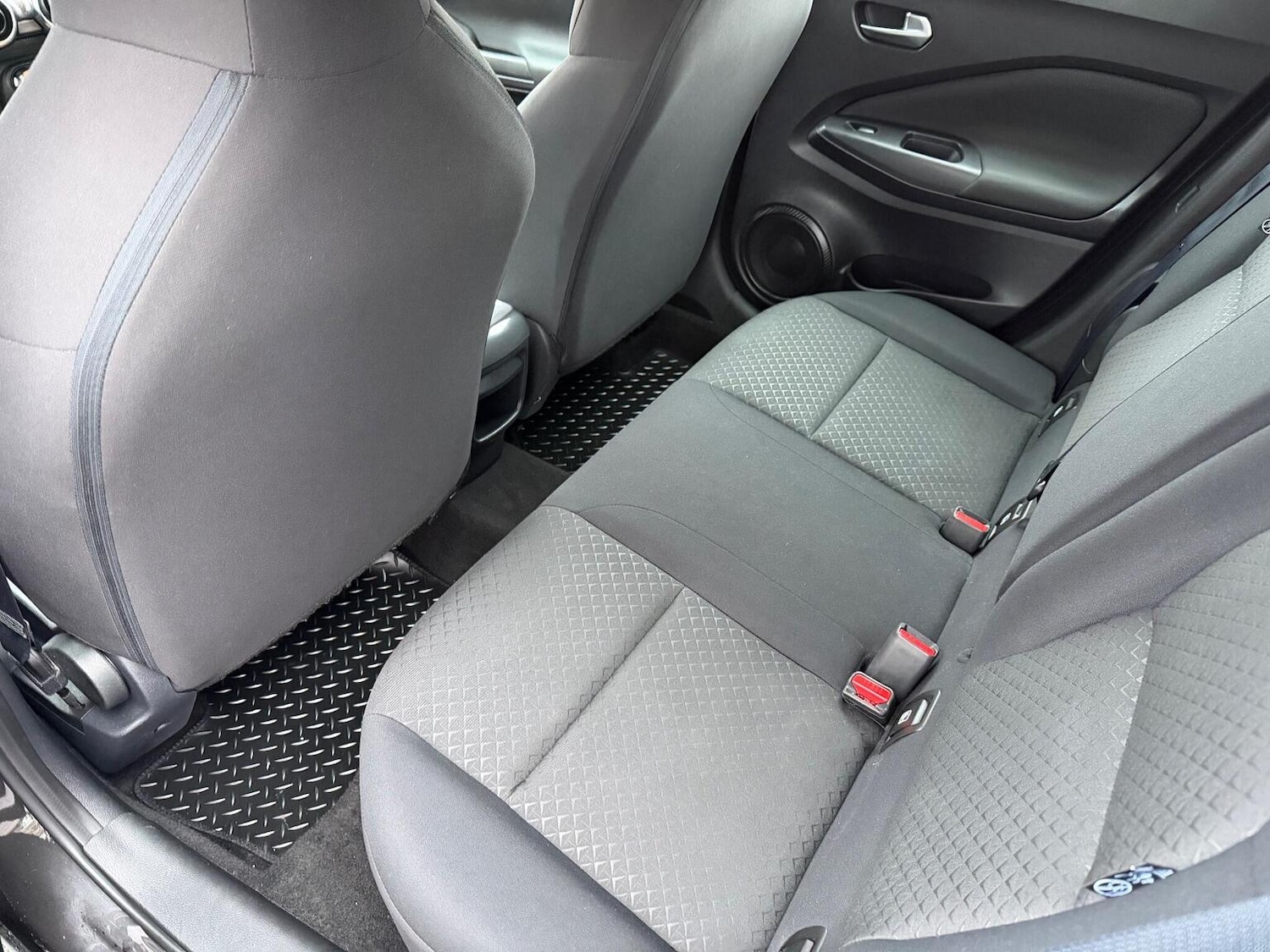 Used Nissan Juke 2020 for sale - 77028033: Photo 41