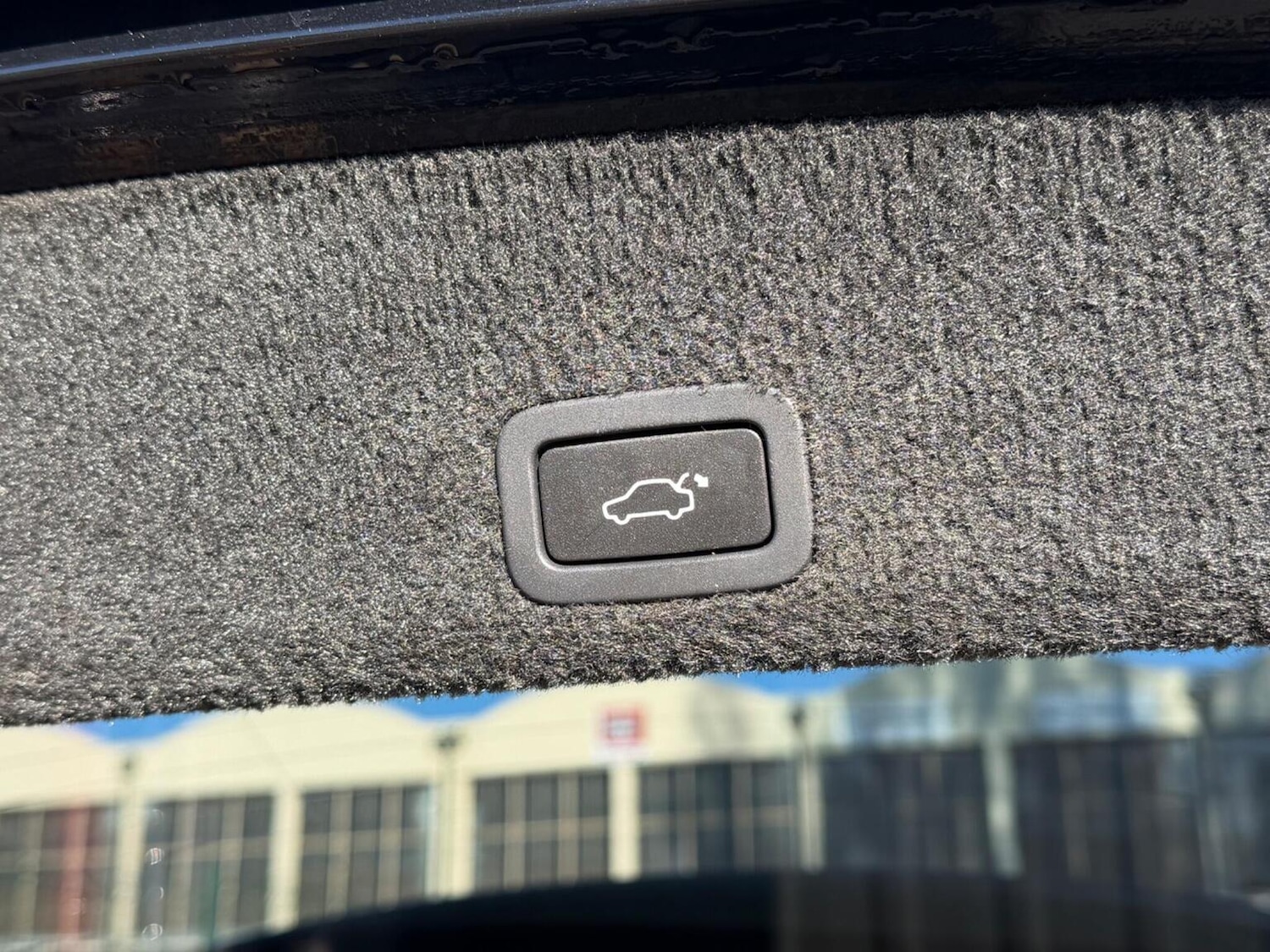 Used Volvo XC60 2014 for sale - 77385238: Photo 43