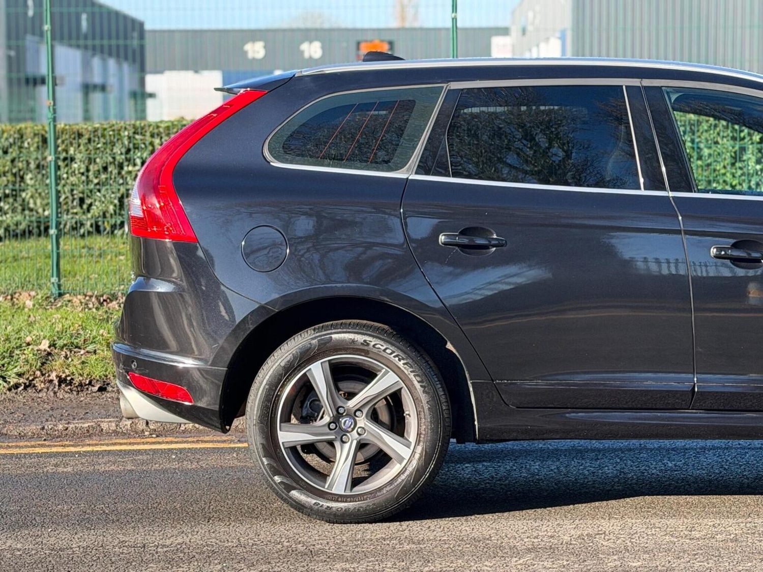 Used Volvo XC60 2014 for sale - 77385238: Photo 6