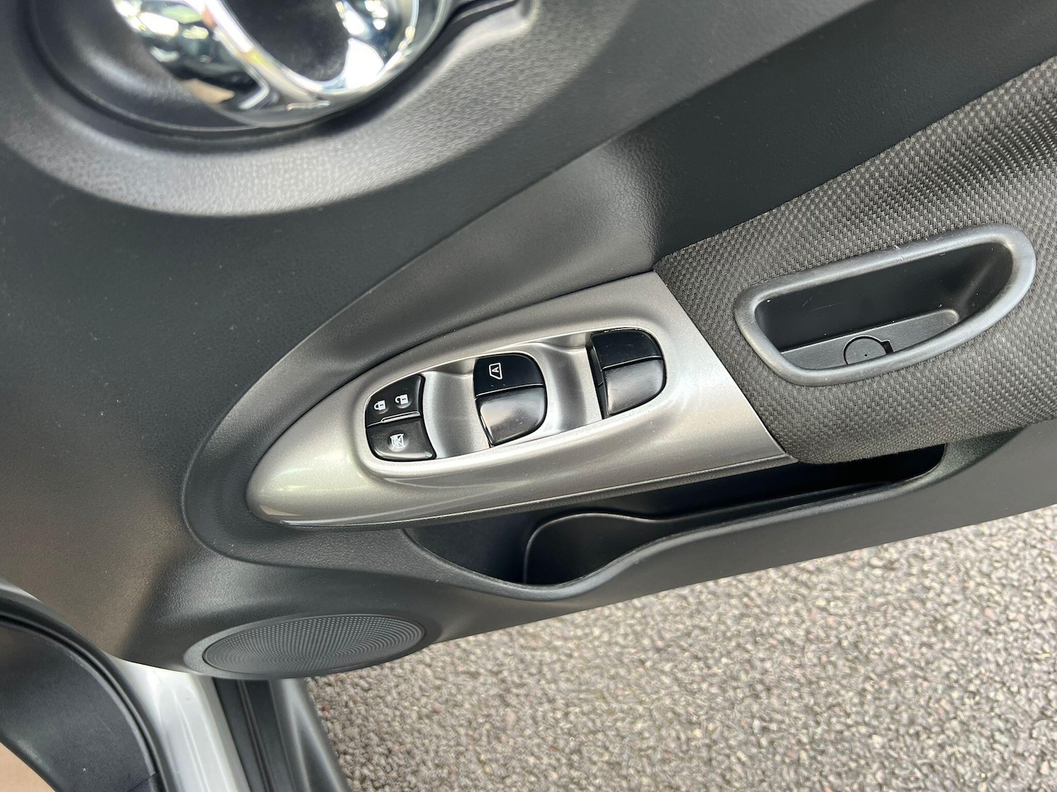 Used Nissan Juke 2016 for sale - 76936128: Photo 28