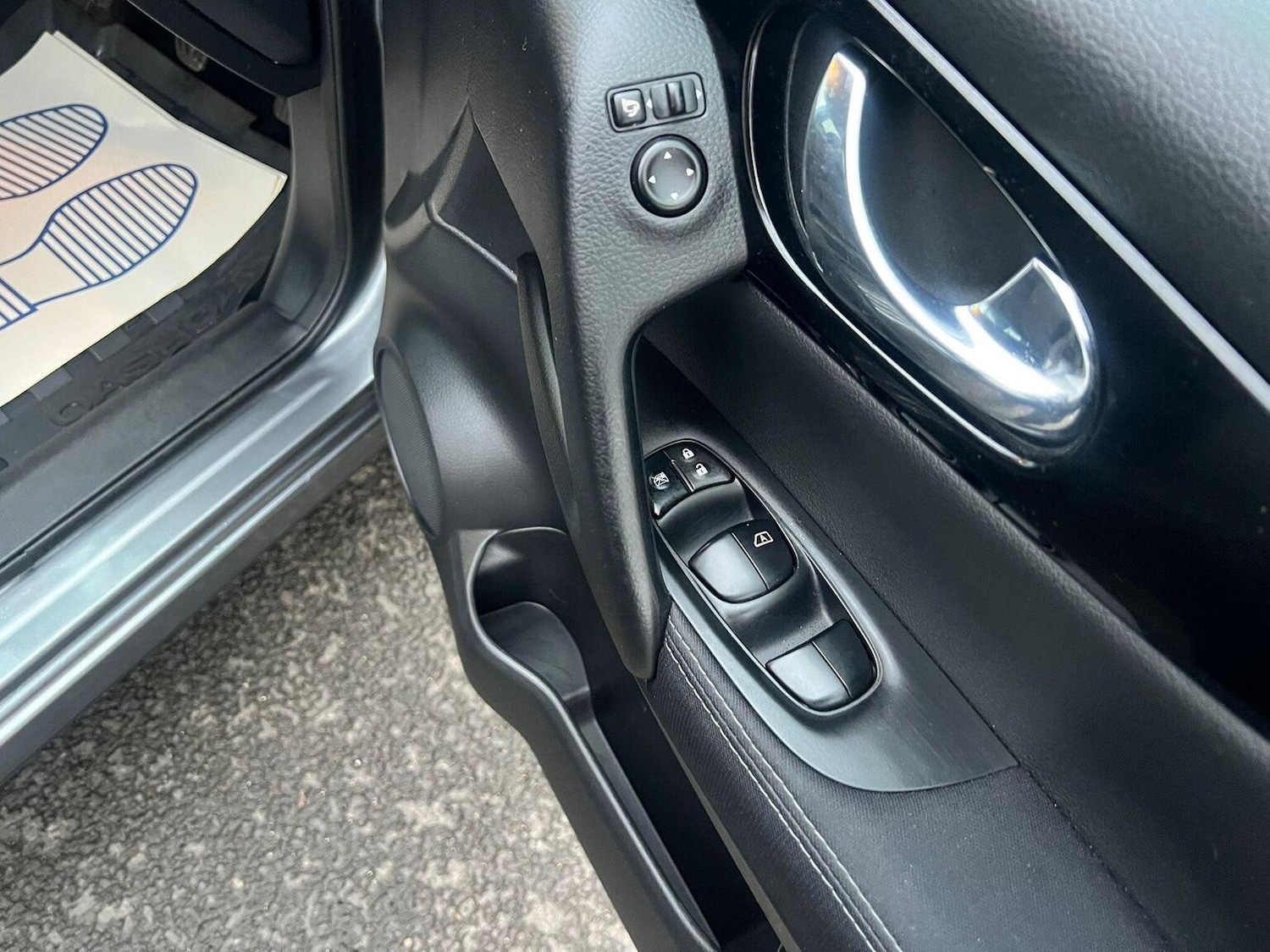 Used Nissan Qashqai 2015 for sale - 77038911: Photo 24