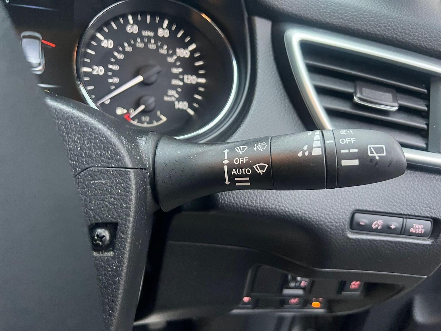 Used Nissan Qashqai 2015 for sale - 77038911: Photo 25