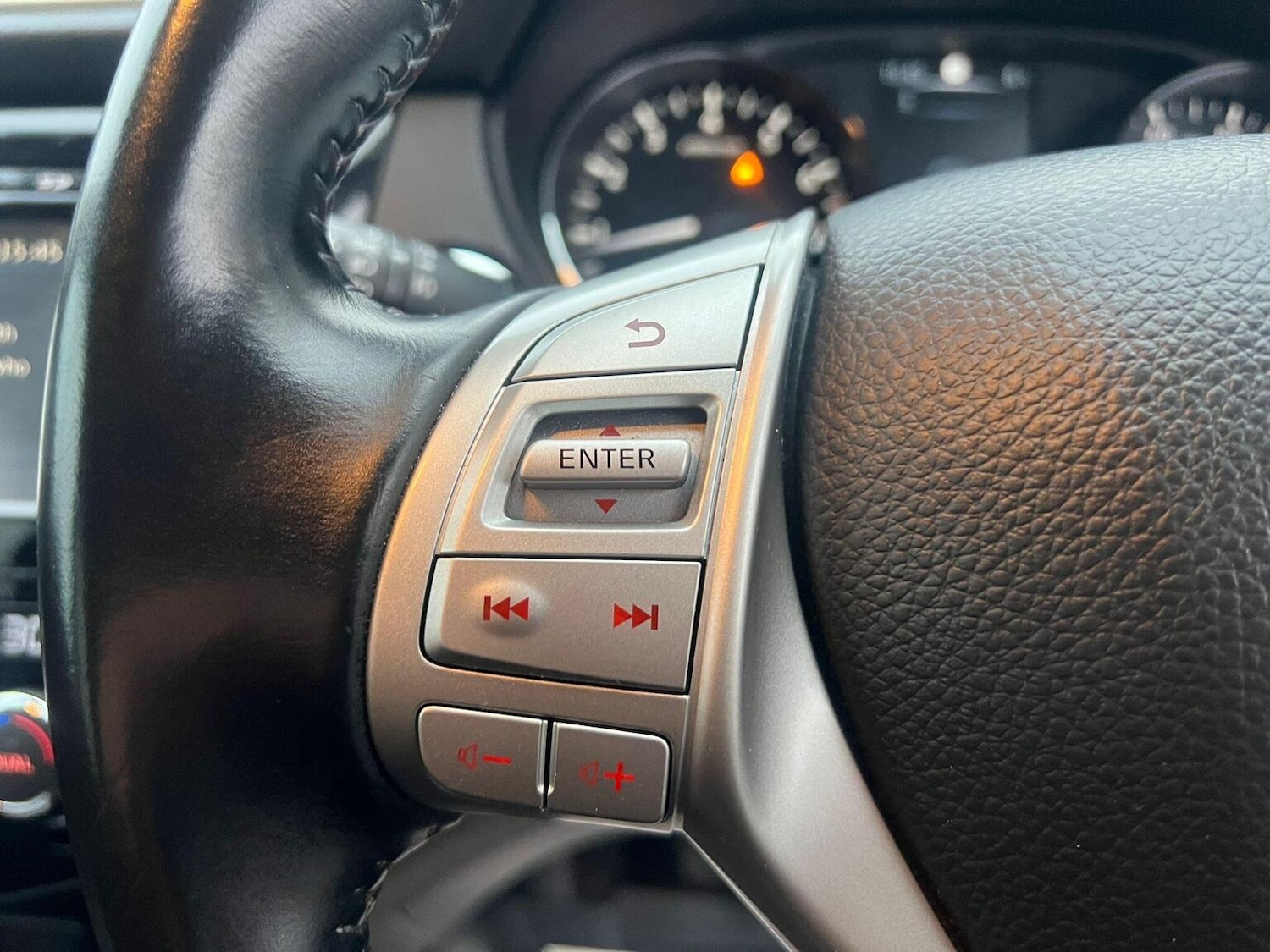 Used Nissan Qashqai 2015 for sale - 77038911: Photo 29