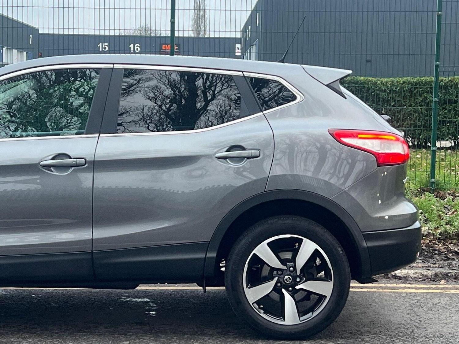 Used Nissan Qashqai 2015 for sale - 77038911: Photo 9