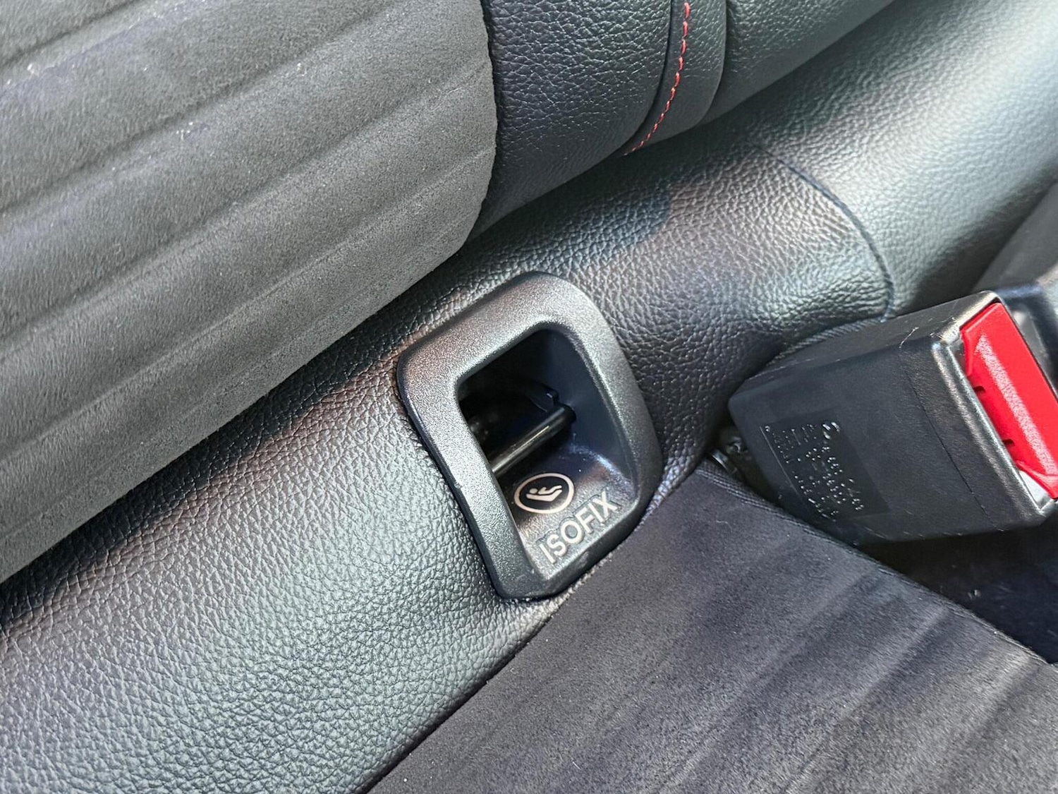 Used Mercedes-Benz A-Class 2016 for sale - 77003408: Photo 41