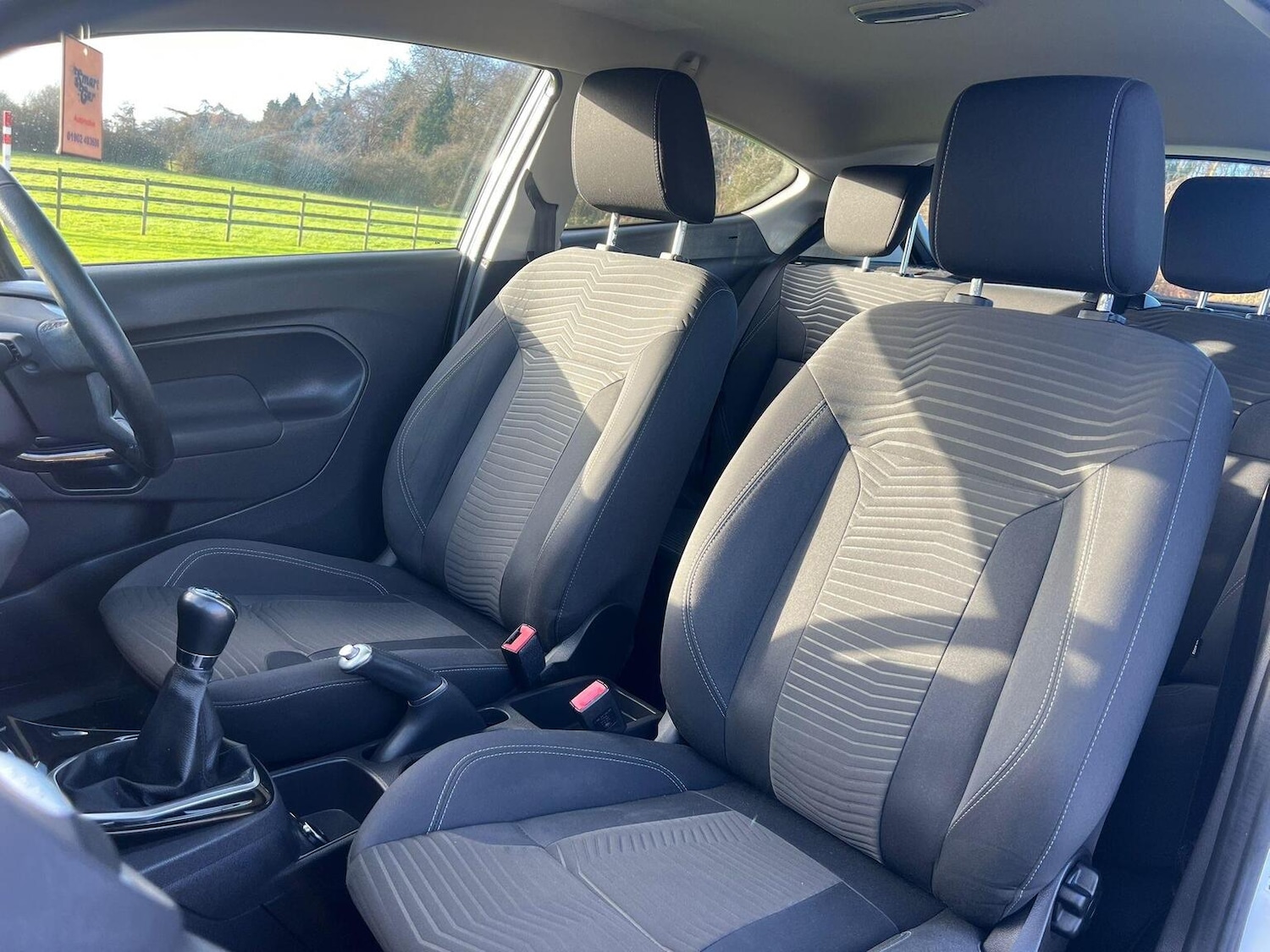 Used Ford Fiesta 2014 for sale - 77003402: Photo 27