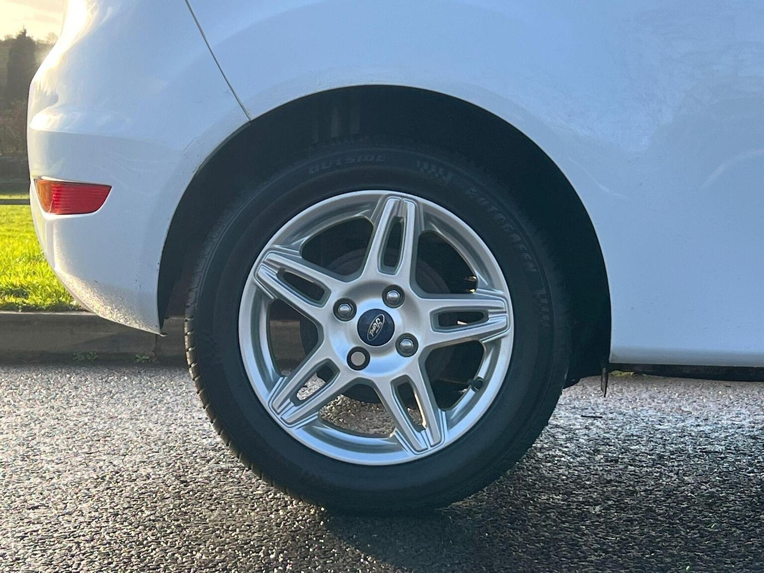 Used Ford Fiesta 2014 for sale - 77003402: Photo 40