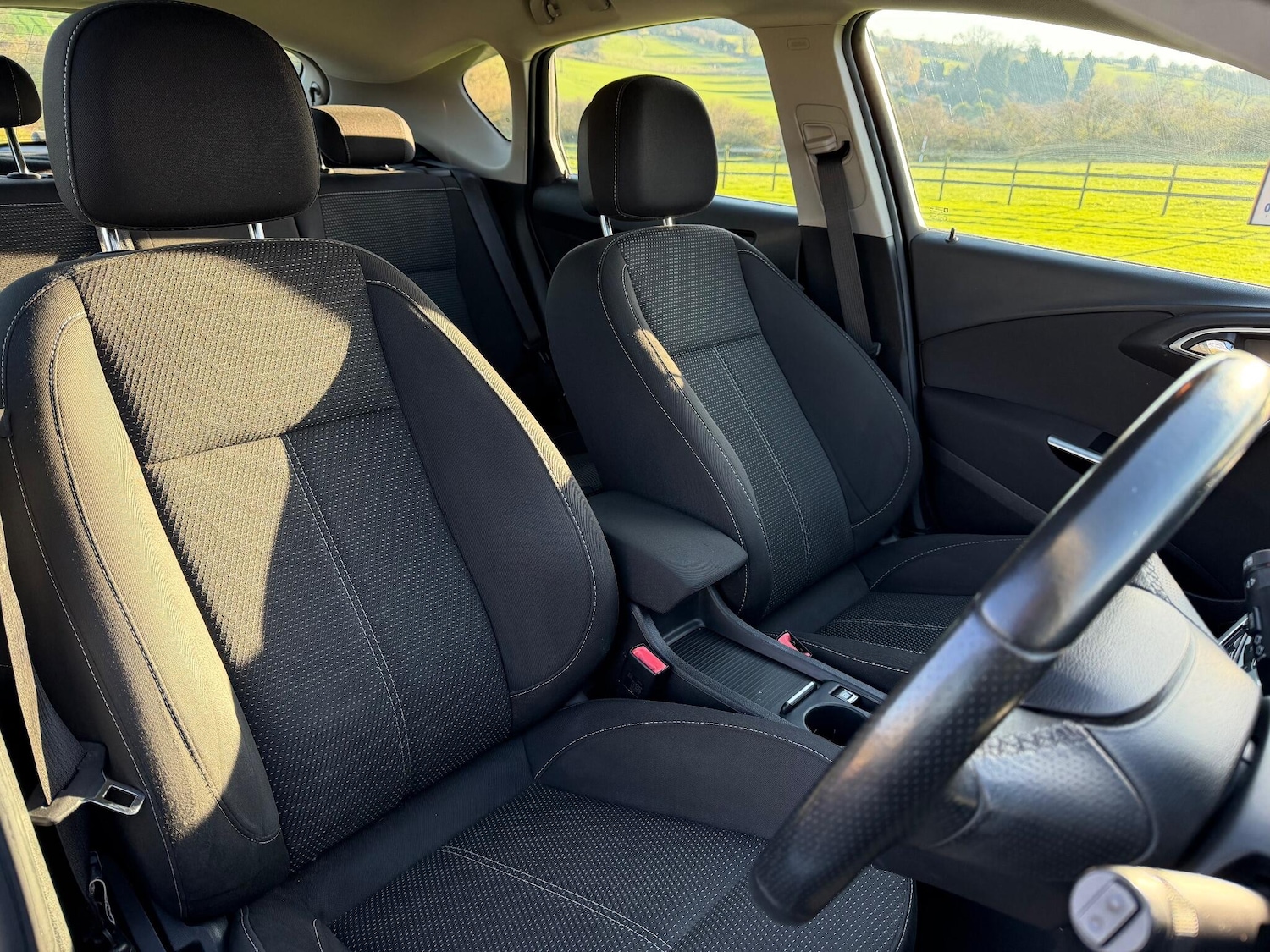 Used Vauxhall Astra 2012 for sale - 76689481: Photo 16