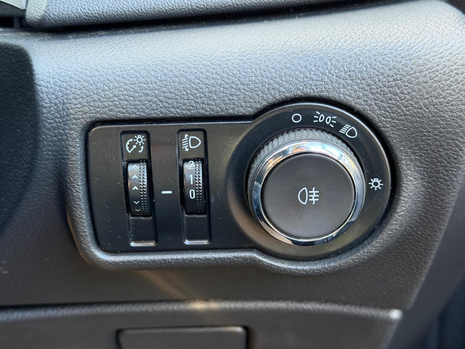 Used Vauxhall Astra 2012 for sale - 76689481: Photo 19