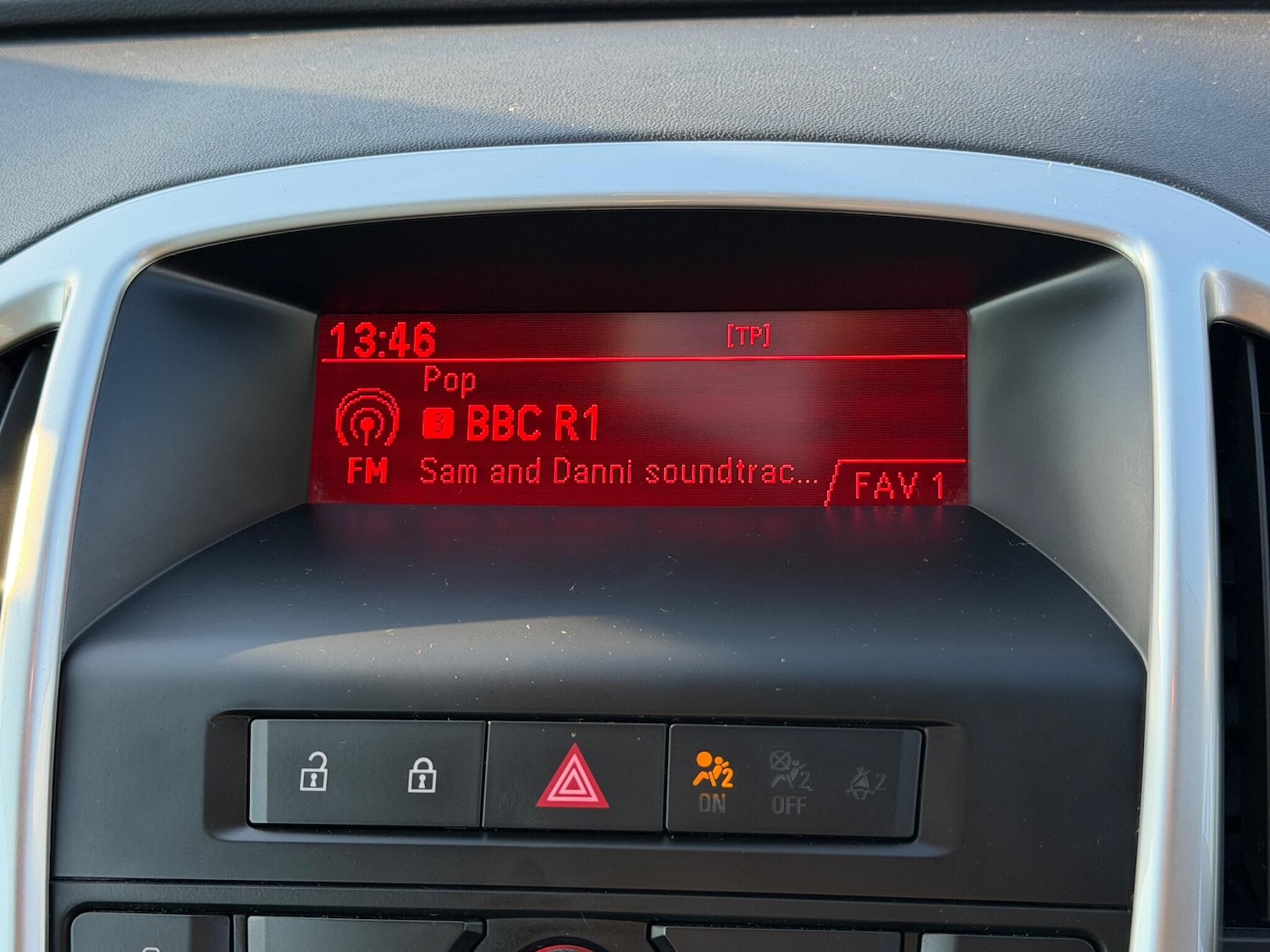 Used Vauxhall Astra 2012 for sale - 76689481: Photo 27