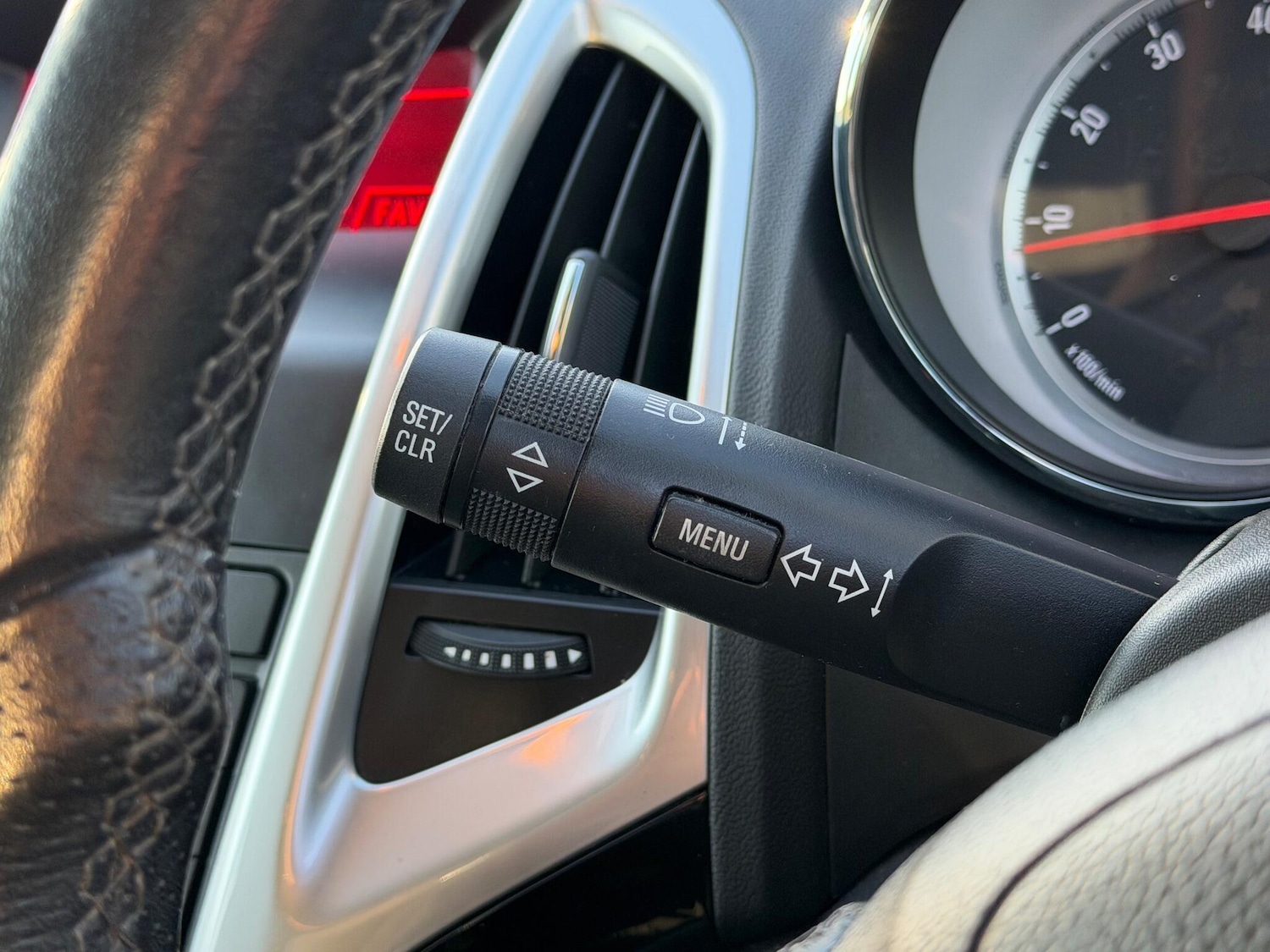 Used Vauxhall Astra 2012 for sale - 76689481: Photo 28