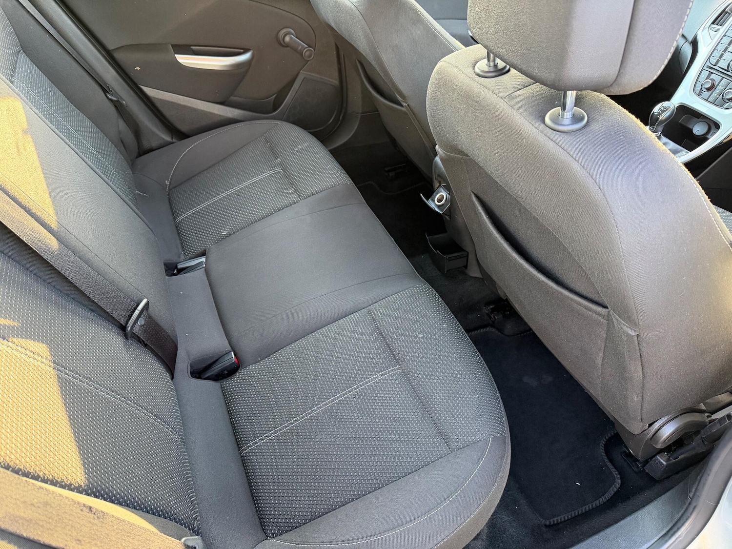 Used Vauxhall Astra 2012 for sale - 76689481: Photo 32