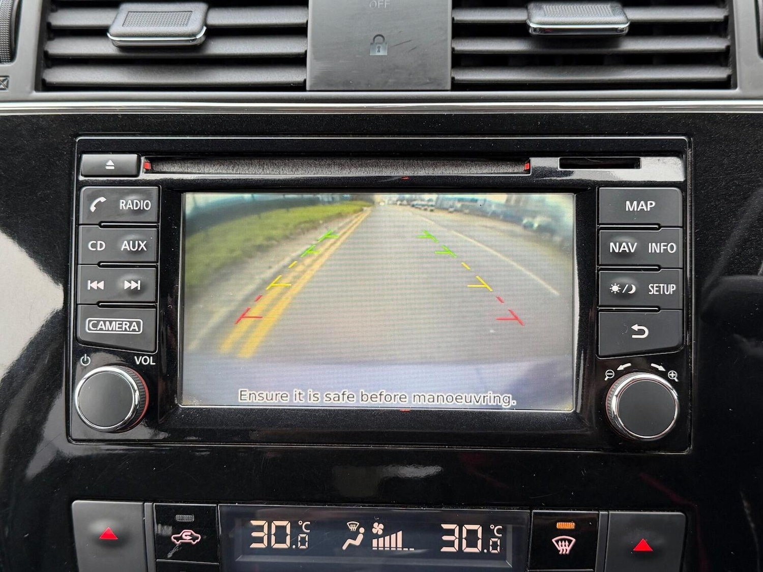 Used Nissan Pulsar 2015 for sale - 77027932: Photo 32