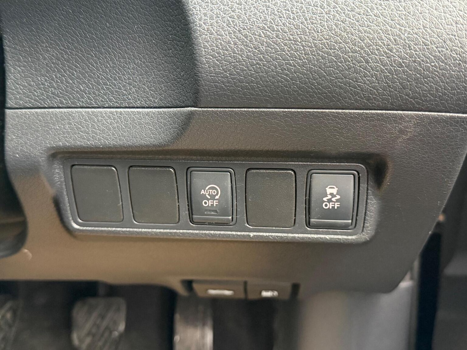 Used Nissan Pulsar 2015 for sale - 77027932: Photo 35