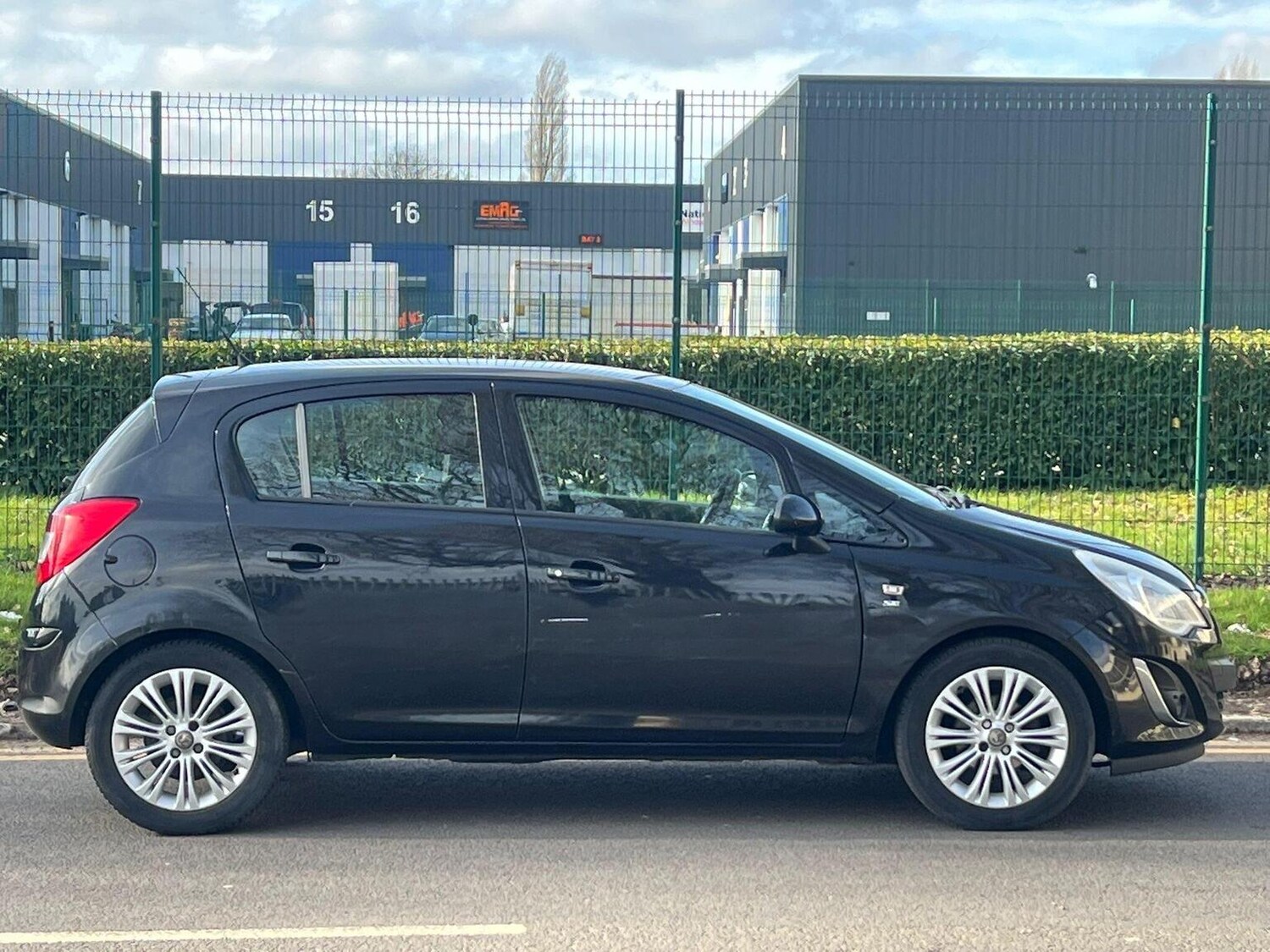 Used Vauxhall Corsa 2013 for sale - 77921257: Photo 10