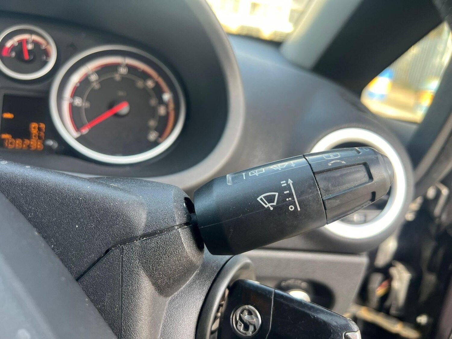 Used Vauxhall Corsa 2013 for sale - 77921257: Photo 31