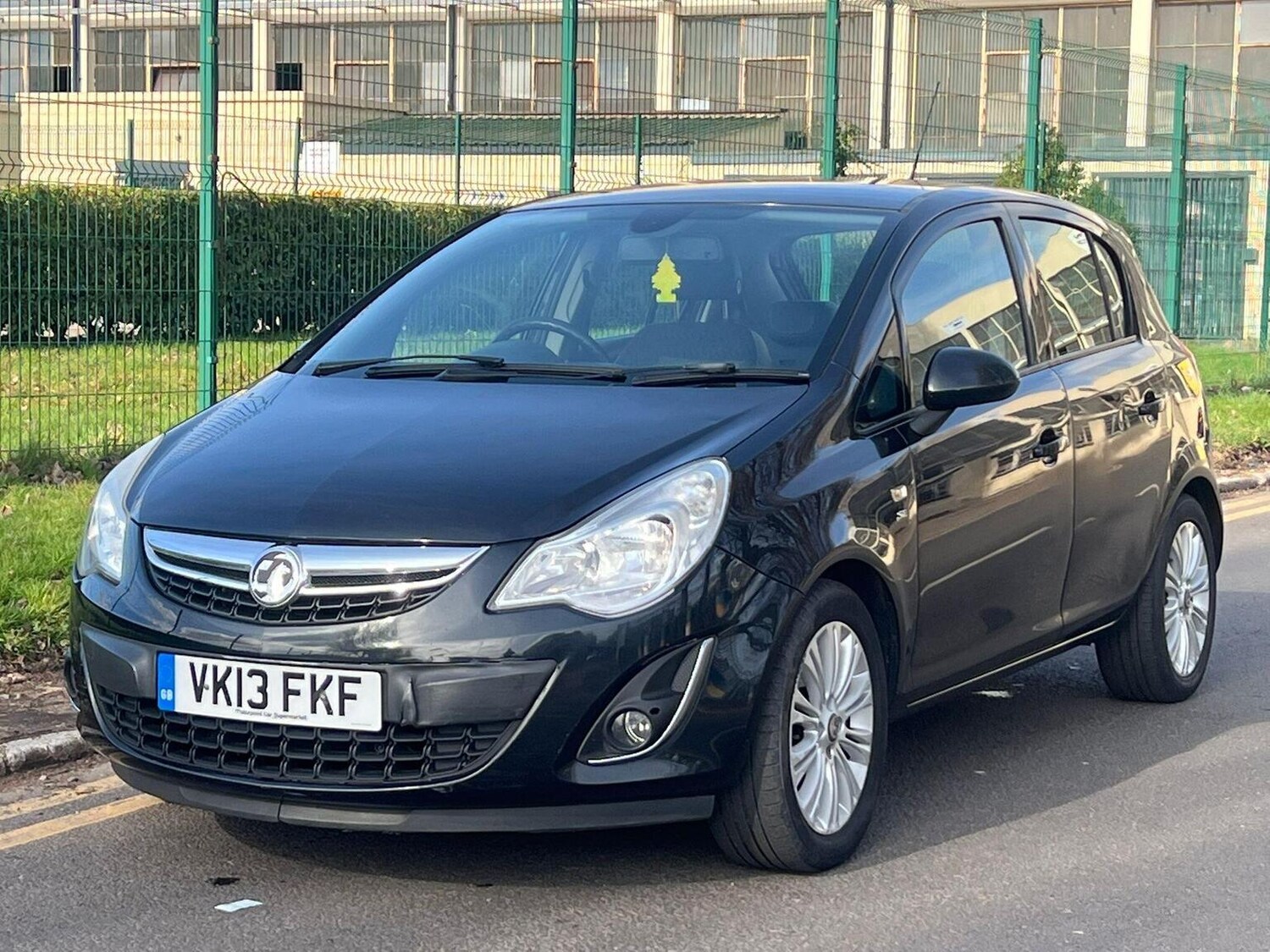 Used Vauxhall Corsa 2013 for sale - 77921257: Photo 5