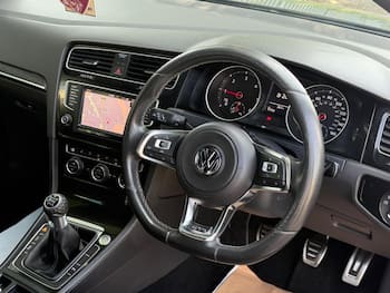 Used Volkswagen Golf 2015 for sale - 79580382: Photo