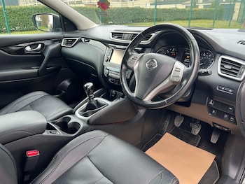 Used Nissan Qashqai 2015 for sale - 77796881: Photo