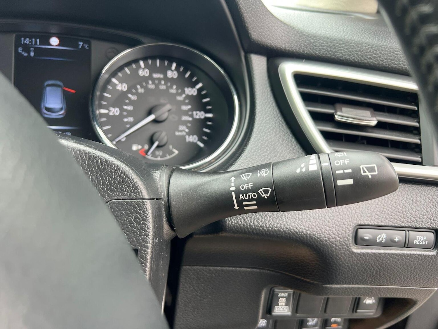 Used Nissan Qashqai 2015 for sale - 77796881: Photo 33