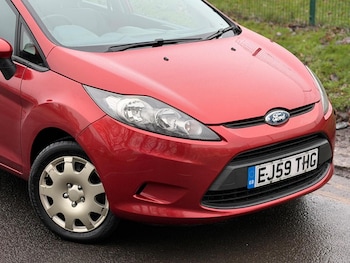 Used Ford Fiesta 2010 for sale - 77350134: Photo