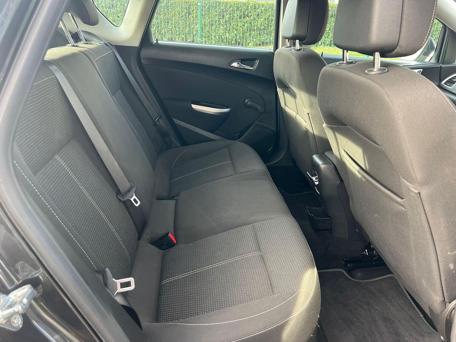 Used Vauxhall Astra 2011 for sale - 77318335: Photo 19