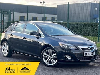 Used Vauxhall Astra 2011 for sale - 77318335: Photo
