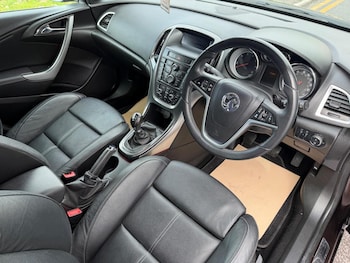 Used Vauxhall Astra 2014 for sale - 77548190: Photo