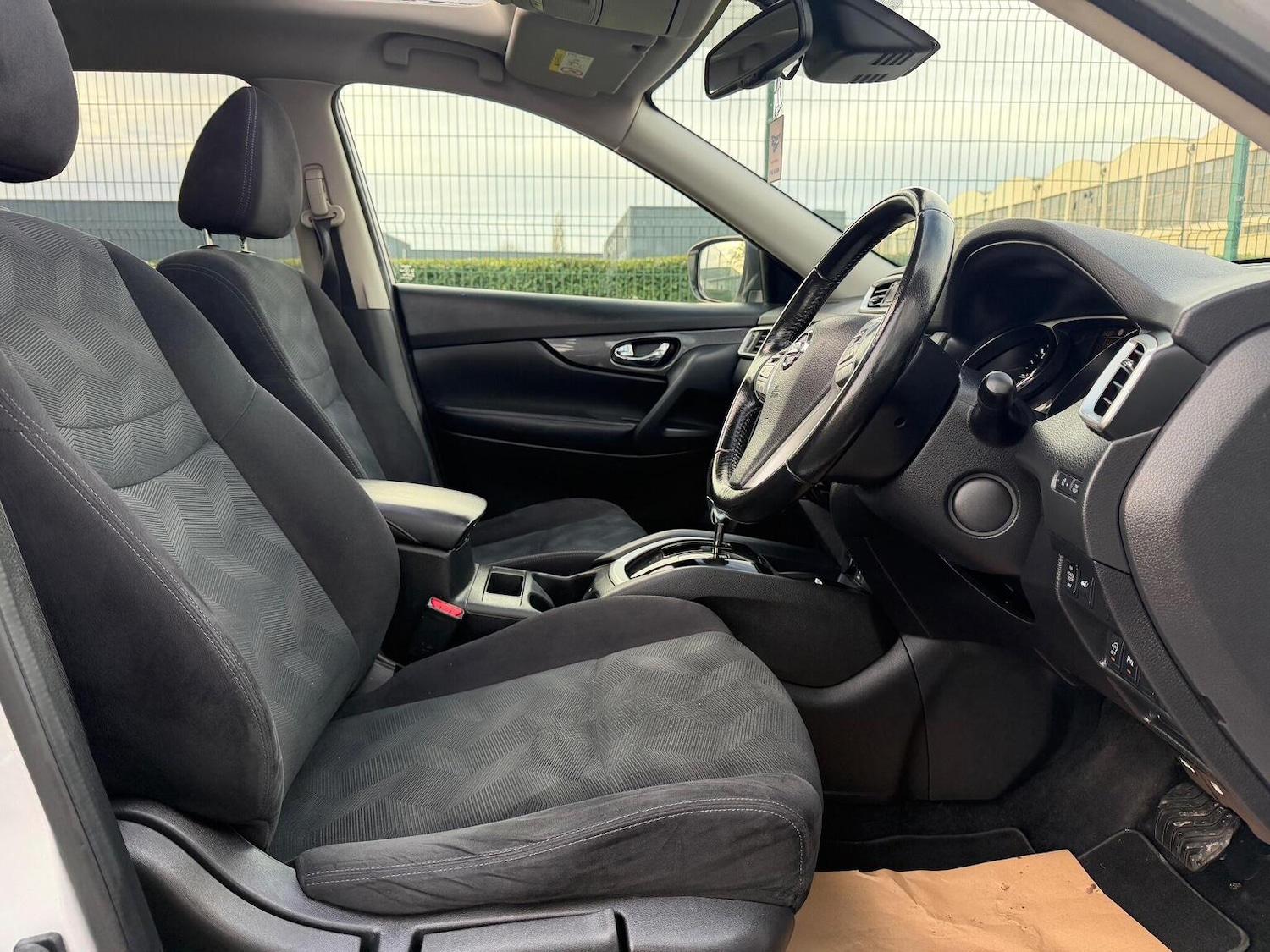 Used Nissan X-Trail 2016 for sale - 77003406: Photo 24