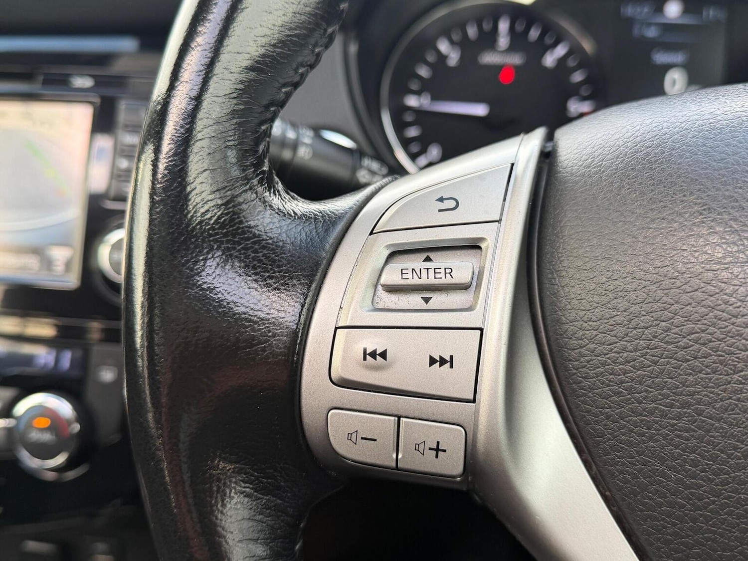 Used Nissan X-Trail 2016 for sale - 77003406: Photo 29